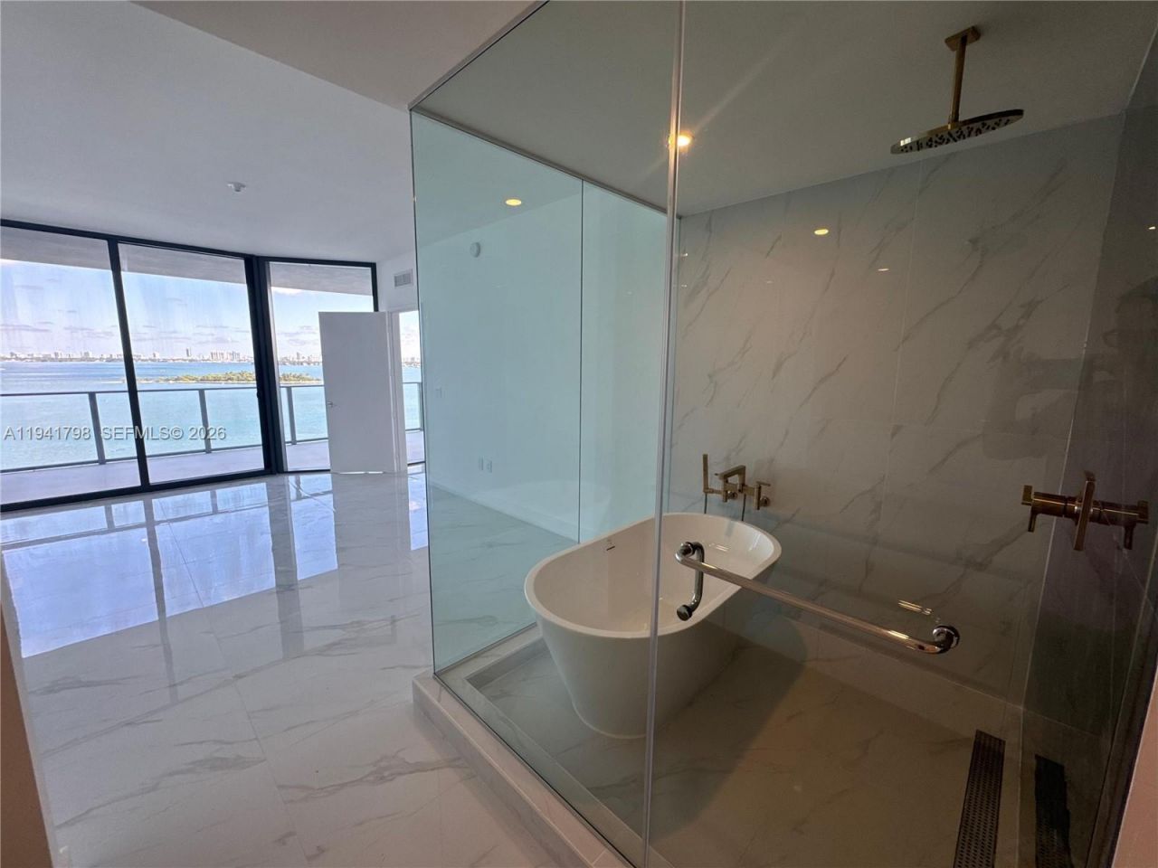 700 NE 24, Unit 907, Miami, FL 33137 Photo