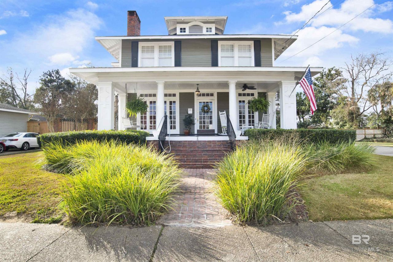 4 Demouy Avenue, Mobile, AL 36606 Main Photo