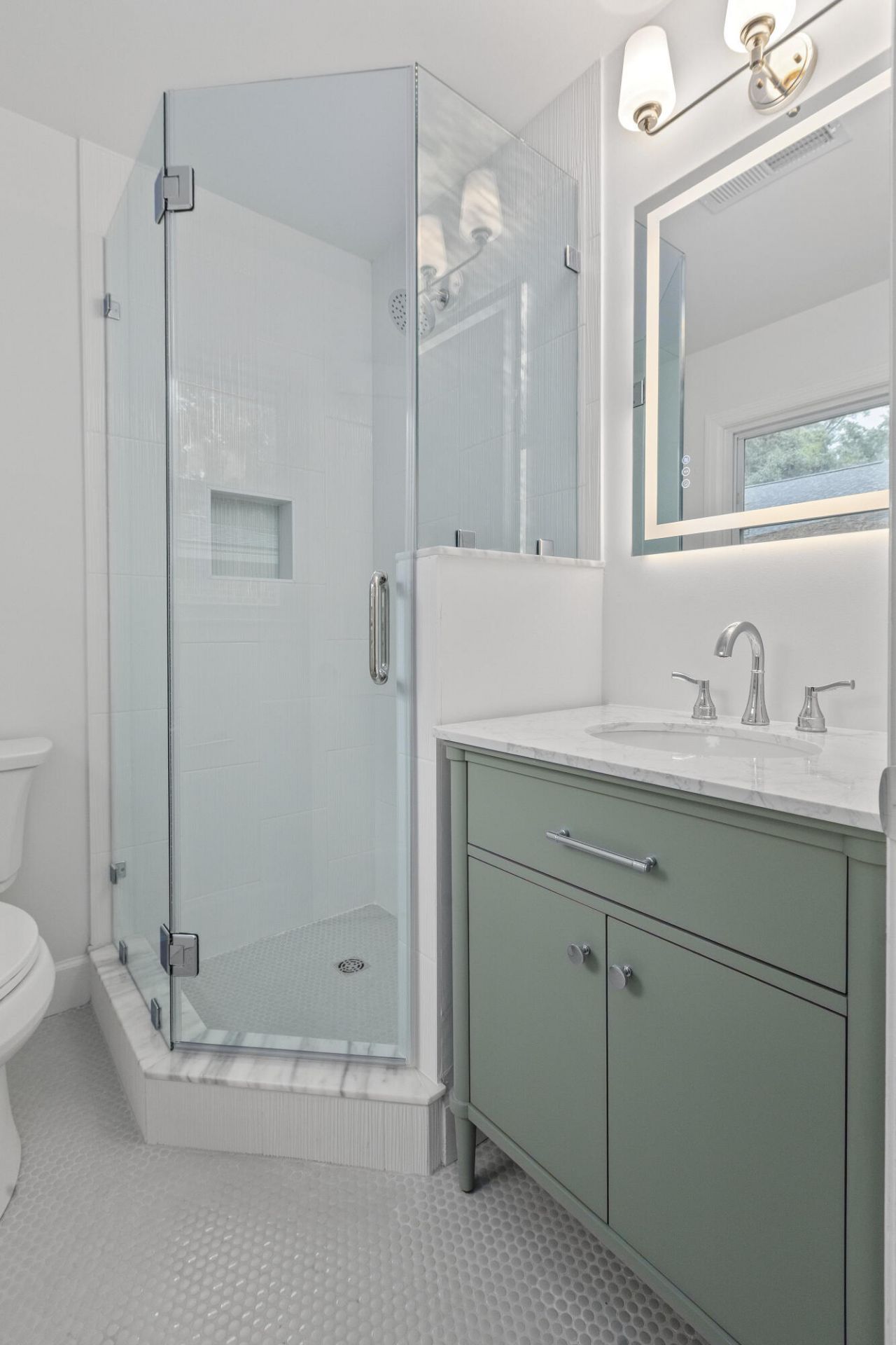 1550 Salisbury Street Photo 5