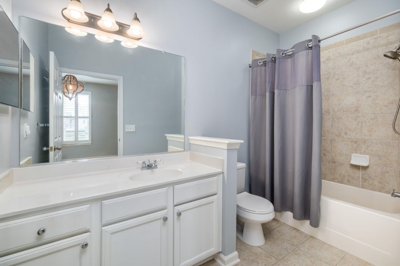 1225 Blakeway Street Photo 17