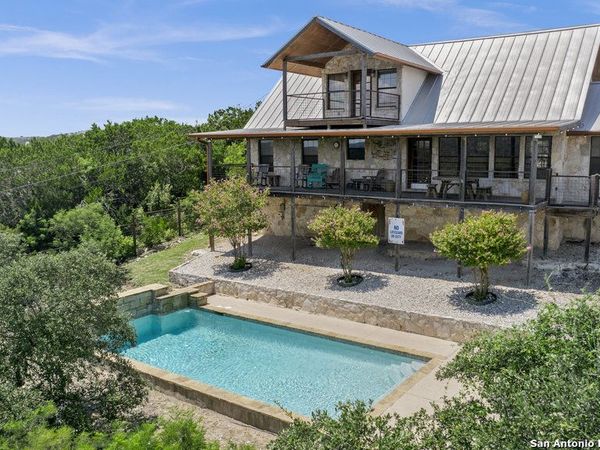 360 Bluebonnet, ConCan, TX 78801