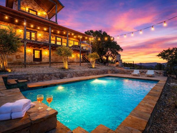 360 Bluebonnet, ConCan, TX 78801