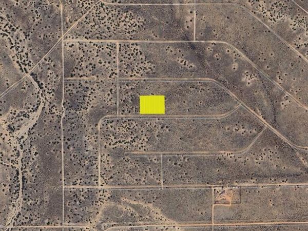 Shenandoah (U26 B136 L8-12) Road NW, Rio Rancho, NM 87144