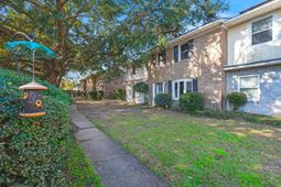 712 Harbor Lane photo 4