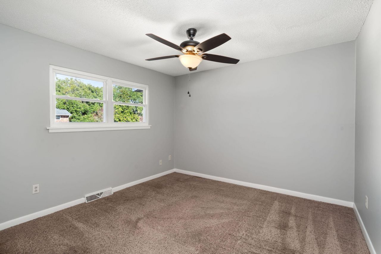 712 Harbor Lane Photo 21