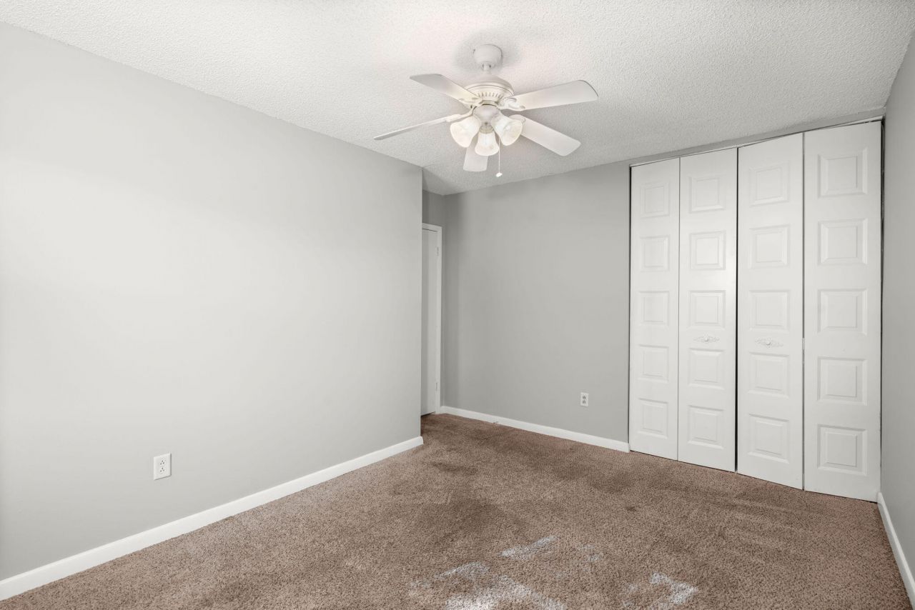 712 Harbor Lane Photo 26