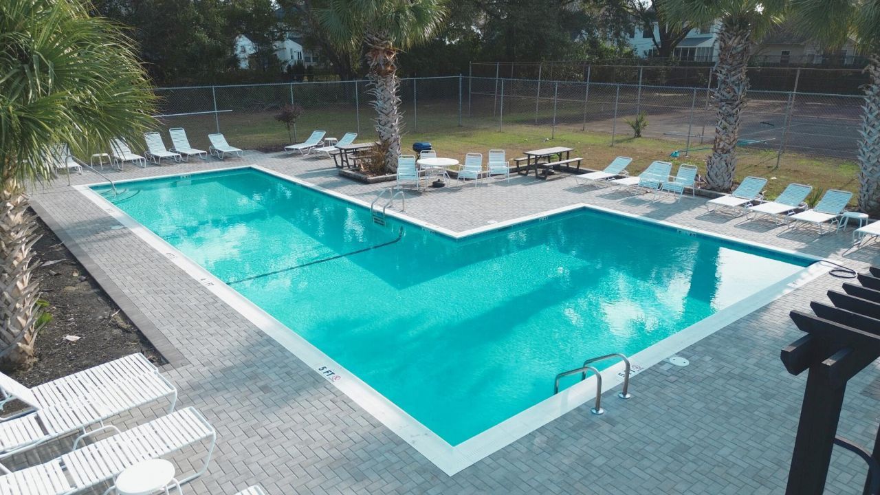 712 Harbor Lane Photo 32