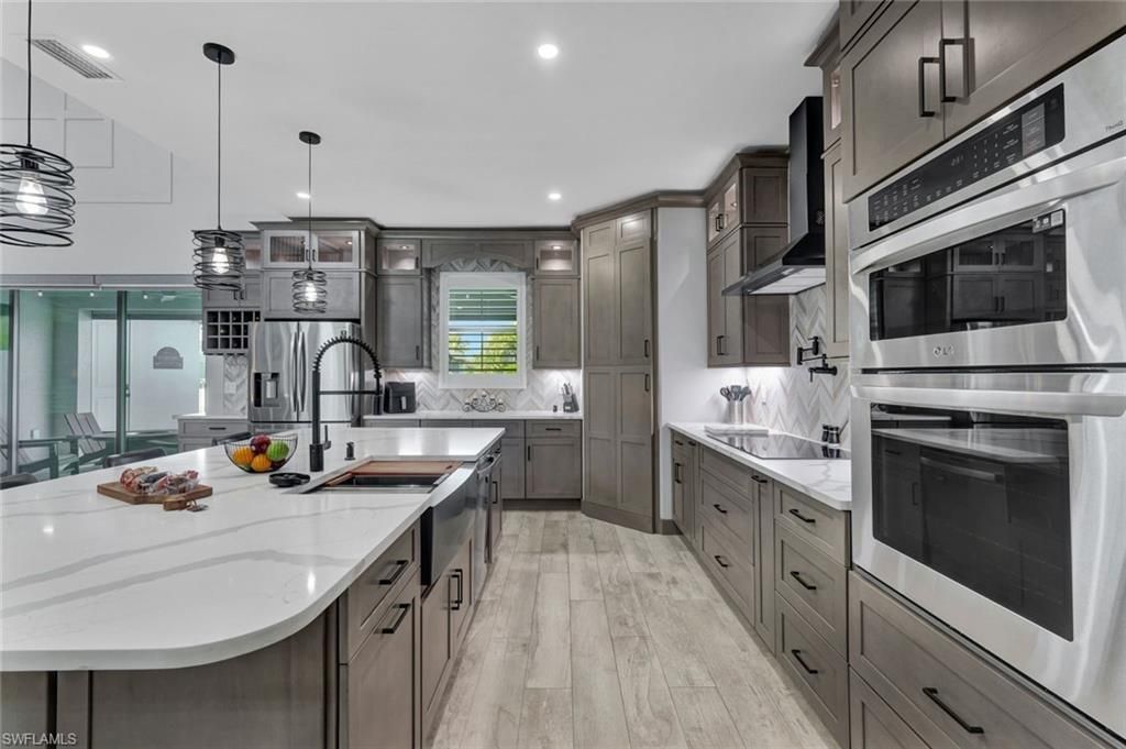 1909 SE 14th St, Cape Coral, FL 33990 Photo