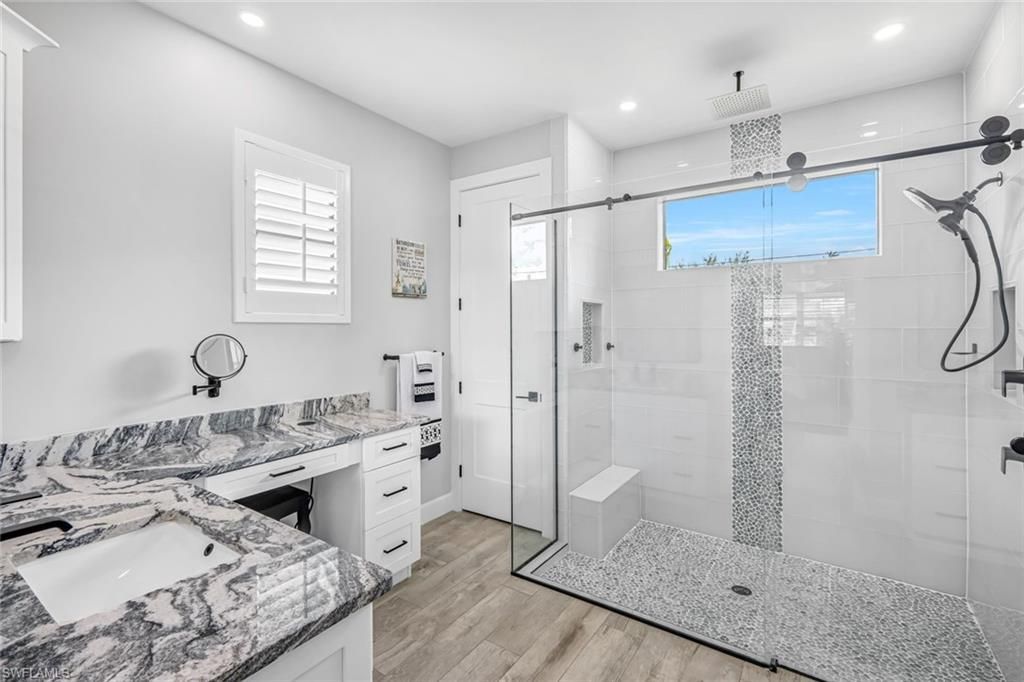 1909 SE 14th St, Cape Coral, FL 33990 Photo