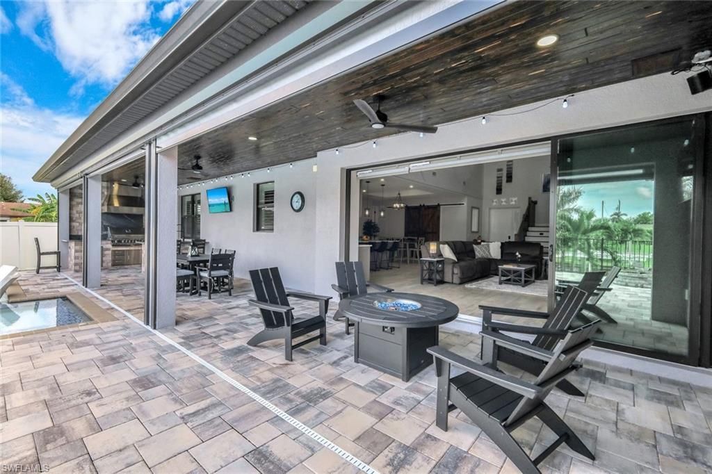 1909 SE 14th St, Cape Coral, FL 33990 Photo