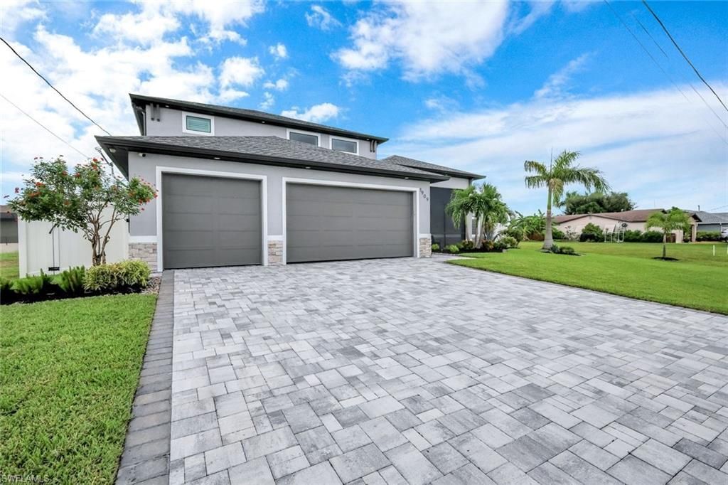1909 SE 14th St, Cape Coral, FL 33990 Photo