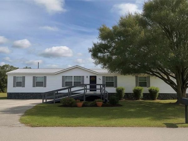 1086 Pine AVE, MOORE HAVEN, FL 33471