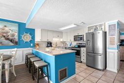 912 N Waccamaw Dr. photo 4