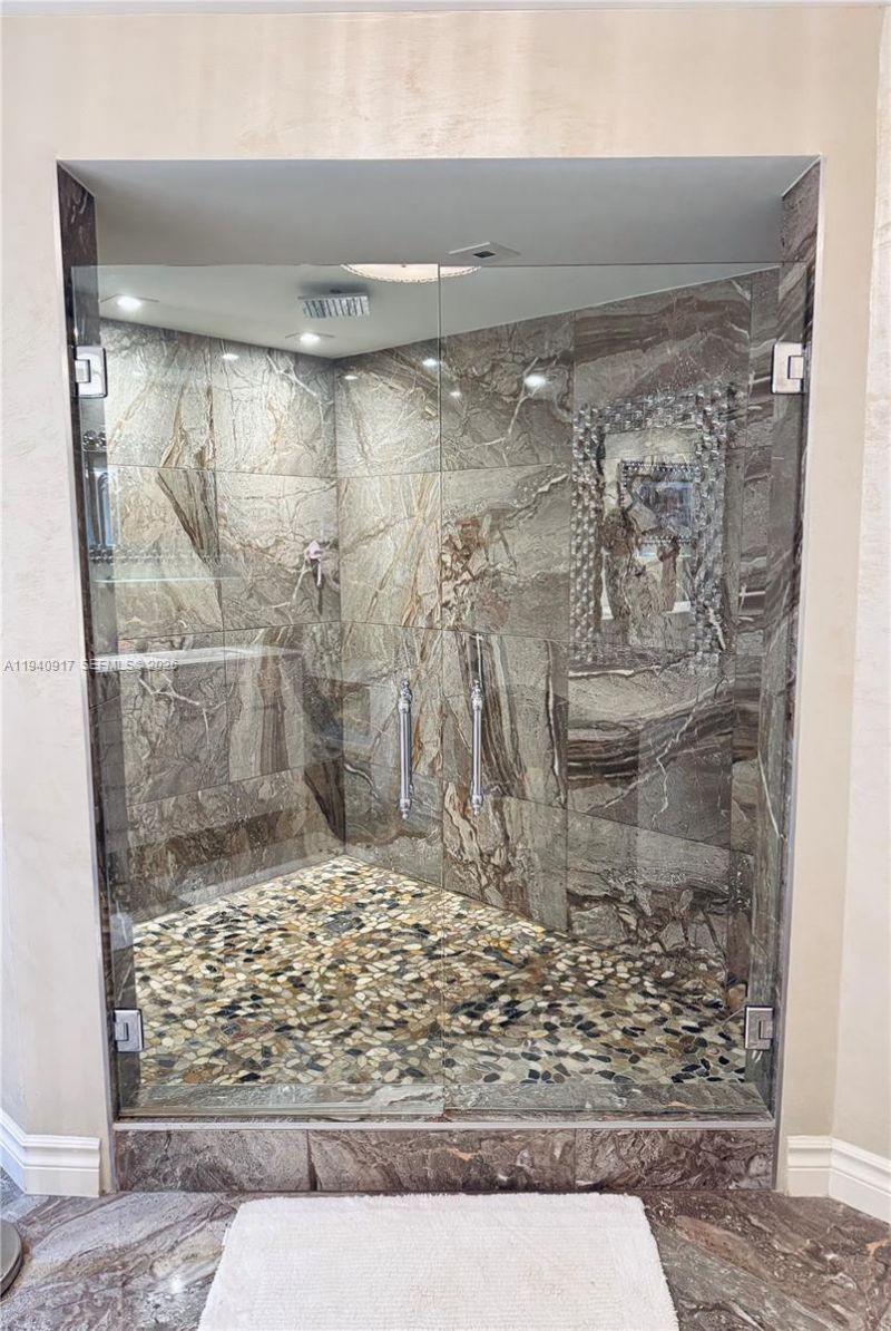 1920 S Ocean Dr, Unit 6A, Hallandale Beach, FL 33009 Photo