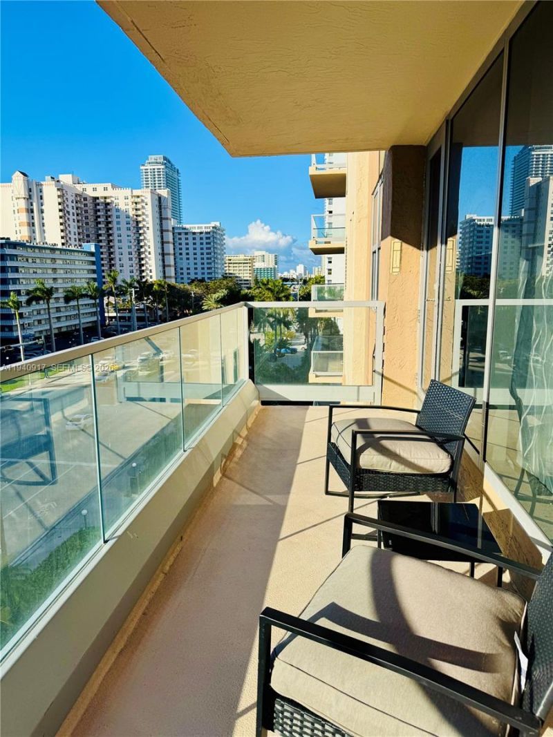 1920 S Ocean Dr, Unit 6A, Hallandale Beach, FL 33009 Photo