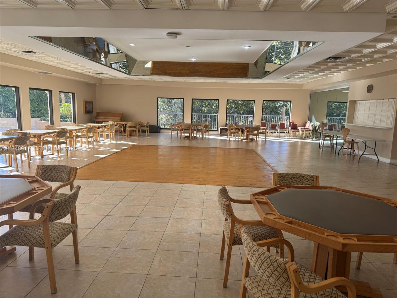 1920 S Ocean Dr, Unit 6A, Hallandale Beach, FL 33009 Photo