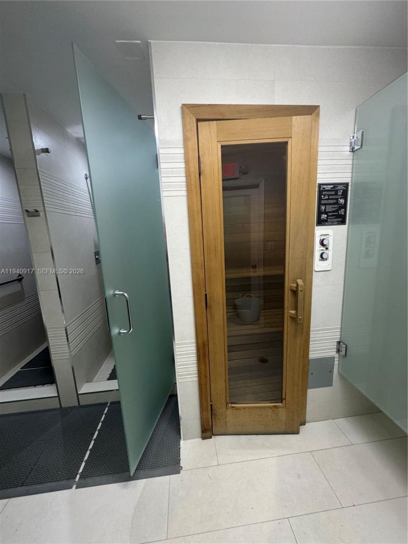 1920 S Ocean Dr, Unit 6A, Hallandale Beach, FL 33009 Photo