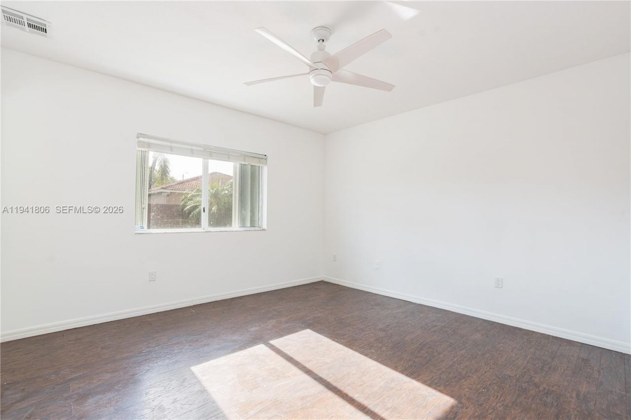 5655 SW 163rd Path, Miami, FL 33193 Photo