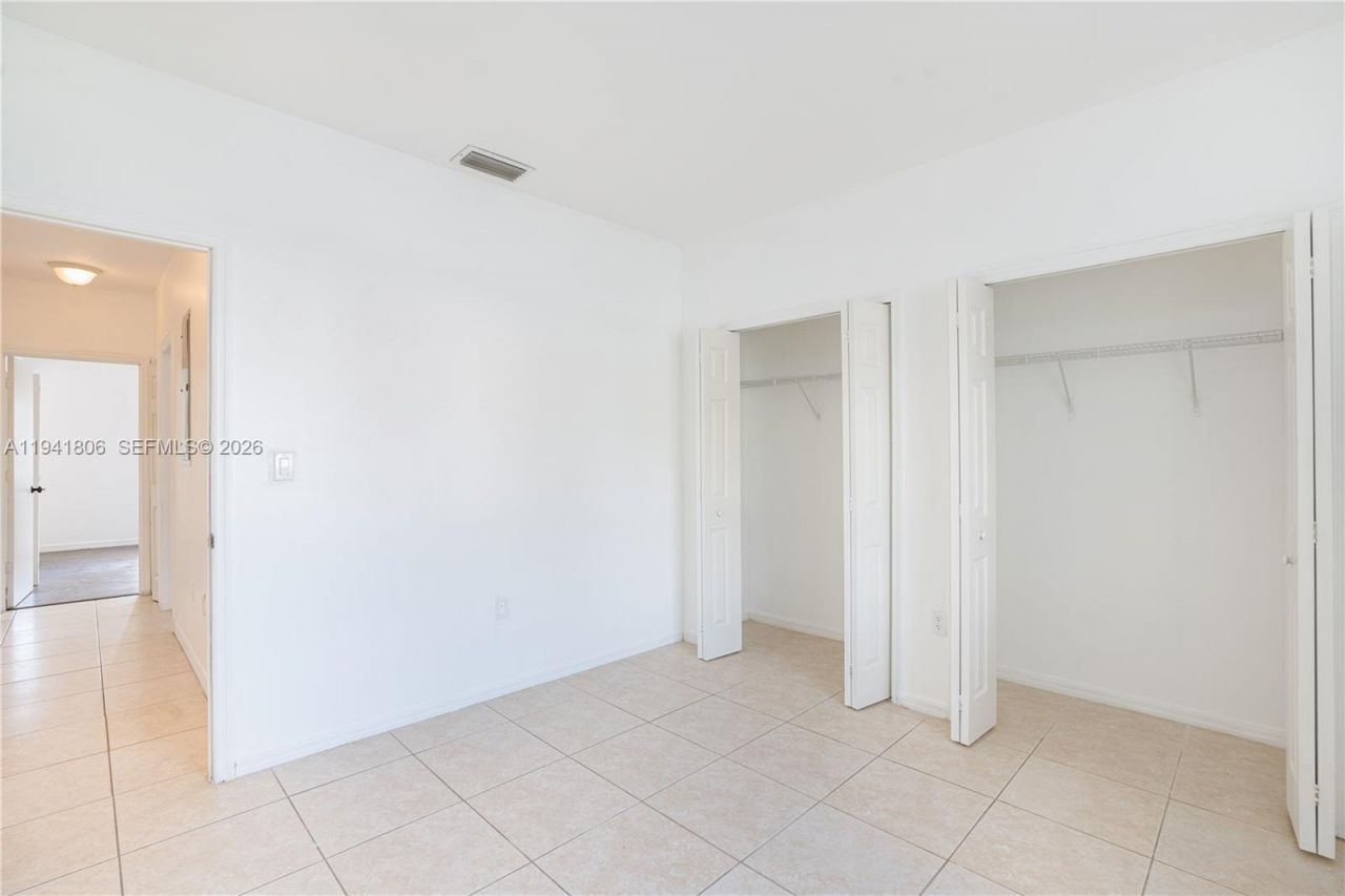 5655 SW 163rd Path, Miami, FL 33193 Photo