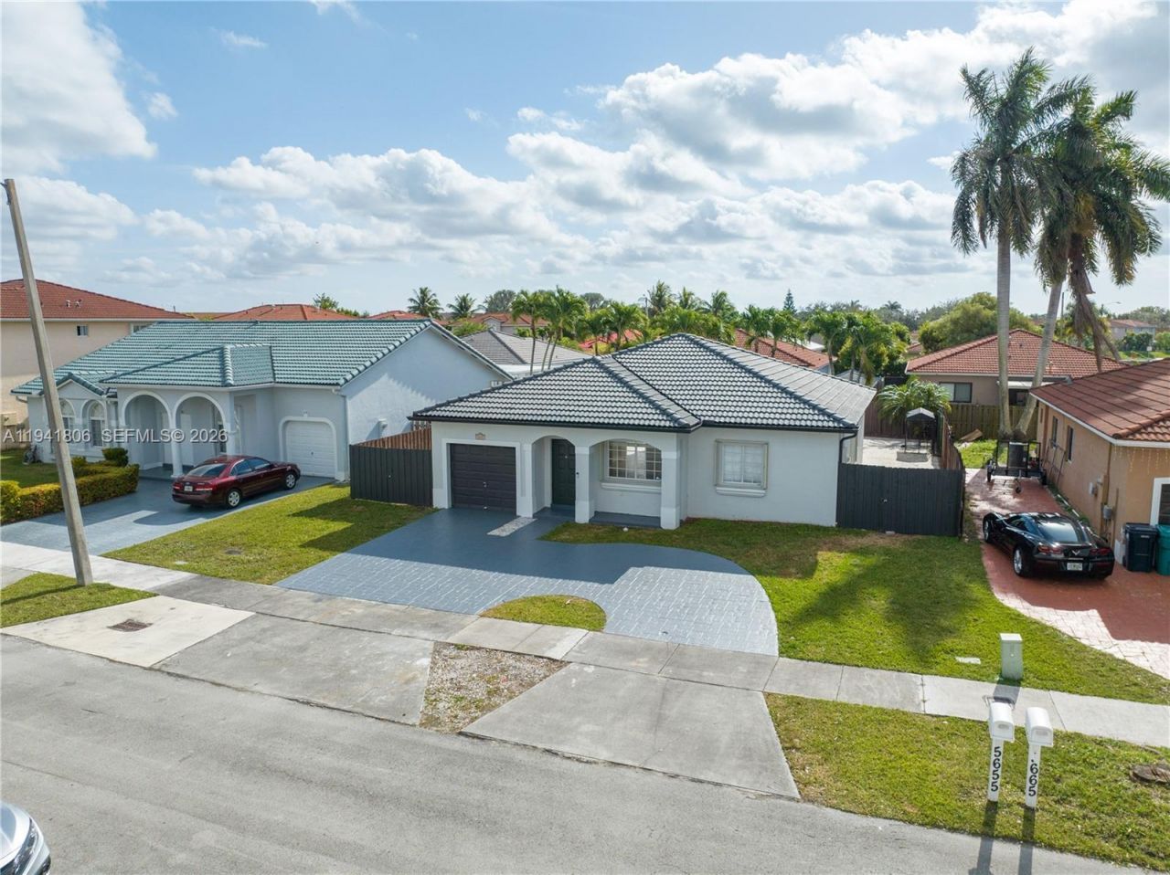 5655 SW 163rd Path, Miami, FL 33193 Photo