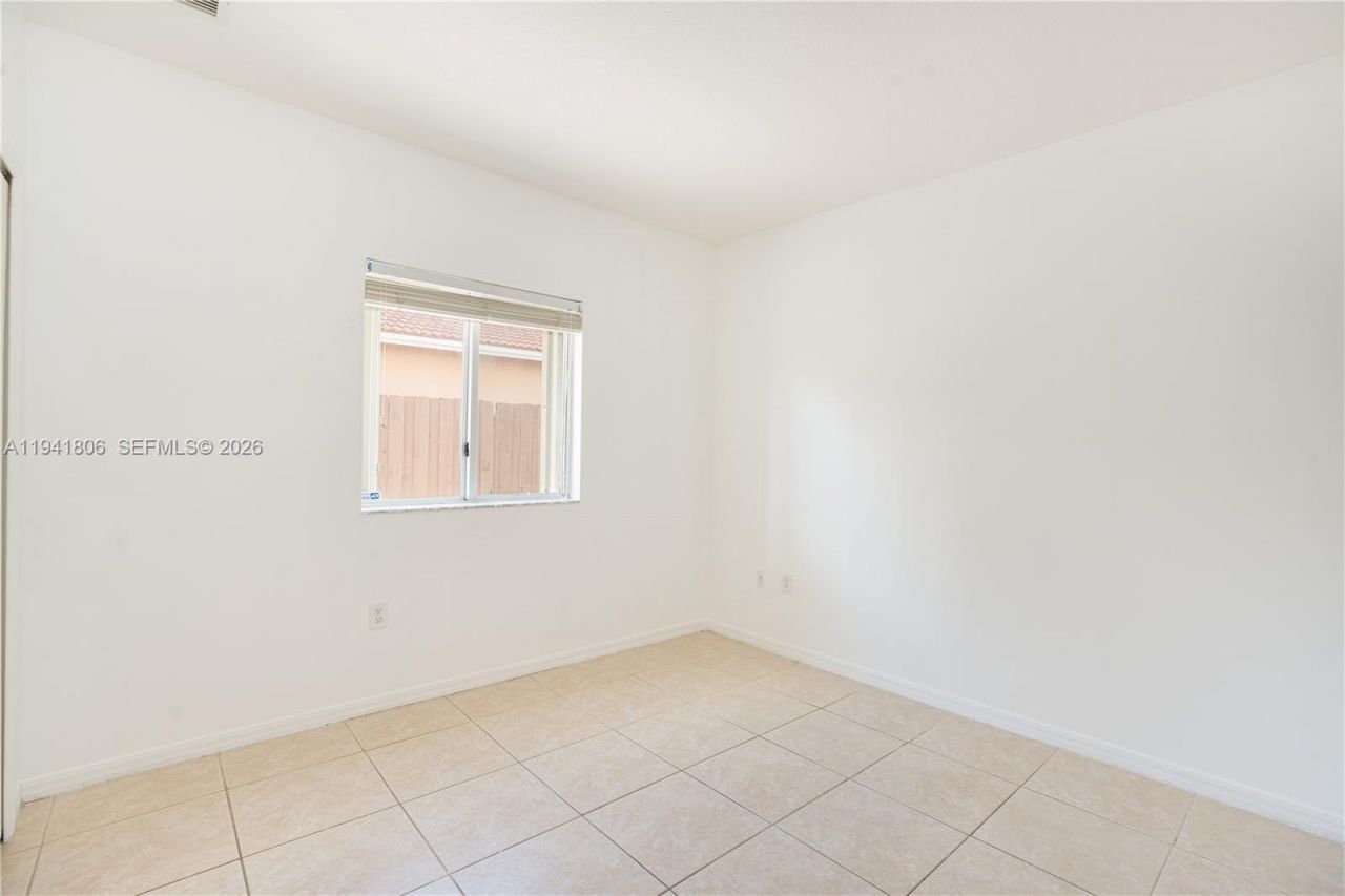 5655 SW 163rd Path, Miami, FL 33193 Photo