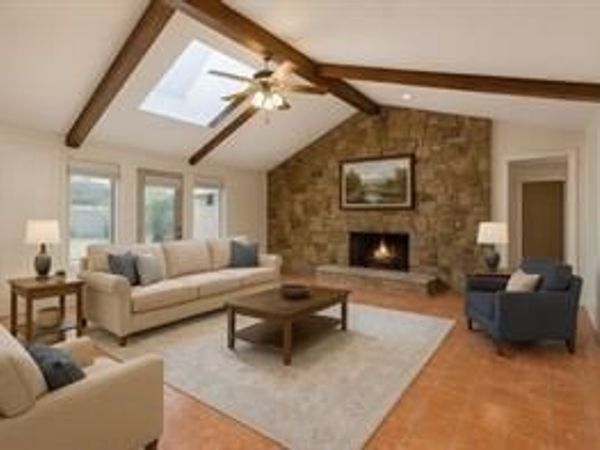 1702 Paisley Drive, Arlington, TX 76015