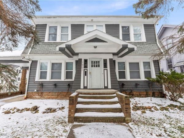 1901 Parkway Drive, Cleveland Heights, OH 44118