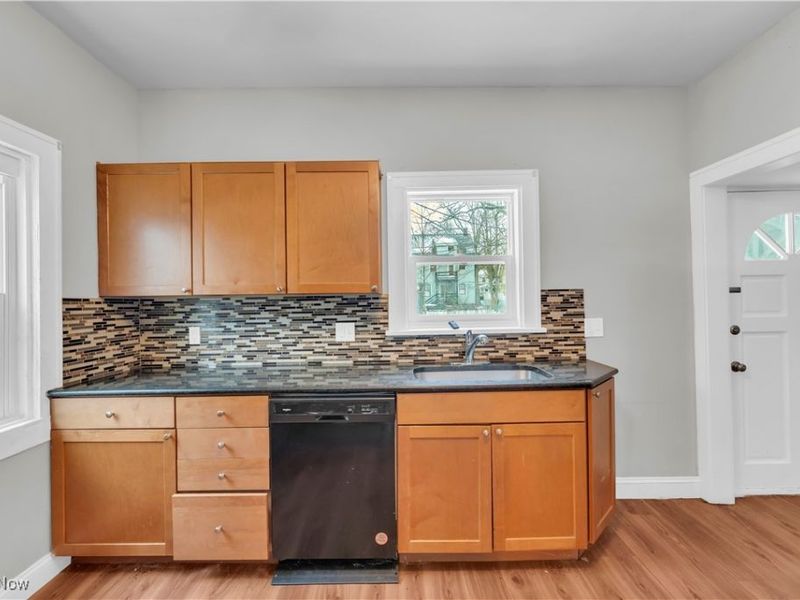 1901 Parkway Drive, Cleveland Heights, OH 44118 Photo 10