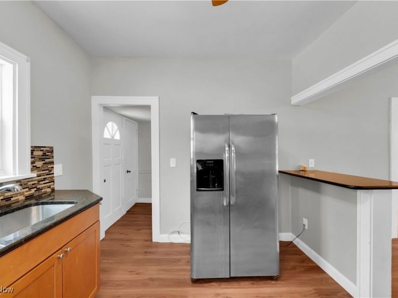 1901 Parkway Drive, Cleveland Heights, OH 44118 Photo 11