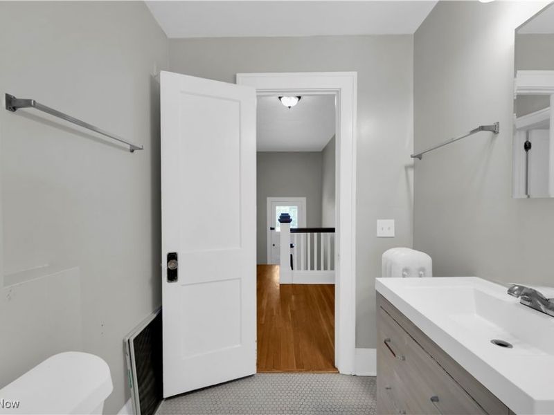 1901 Parkway Drive, Cleveland Heights, OH 44118 Photo 24