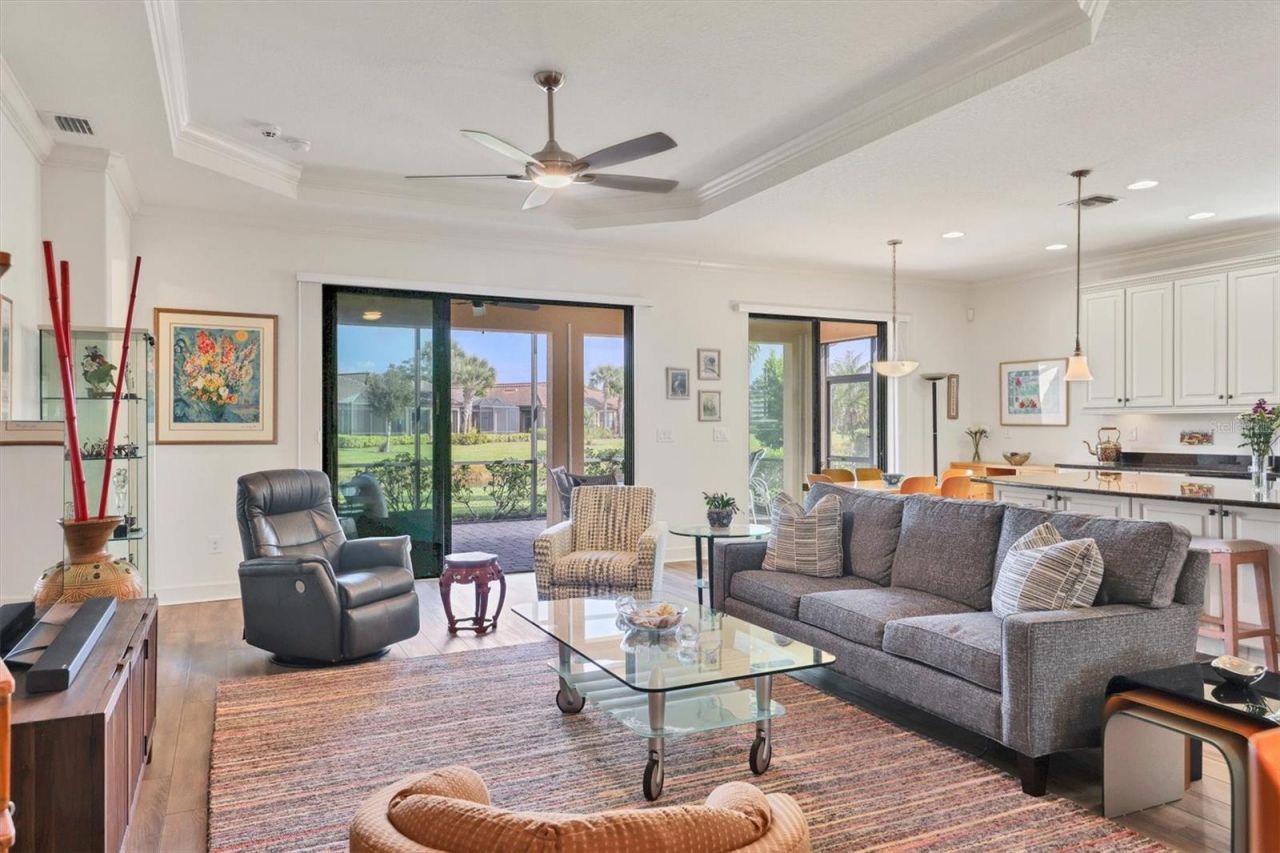 2414 Vaccaro Drive, Sarasota, FL 34231 Photo
