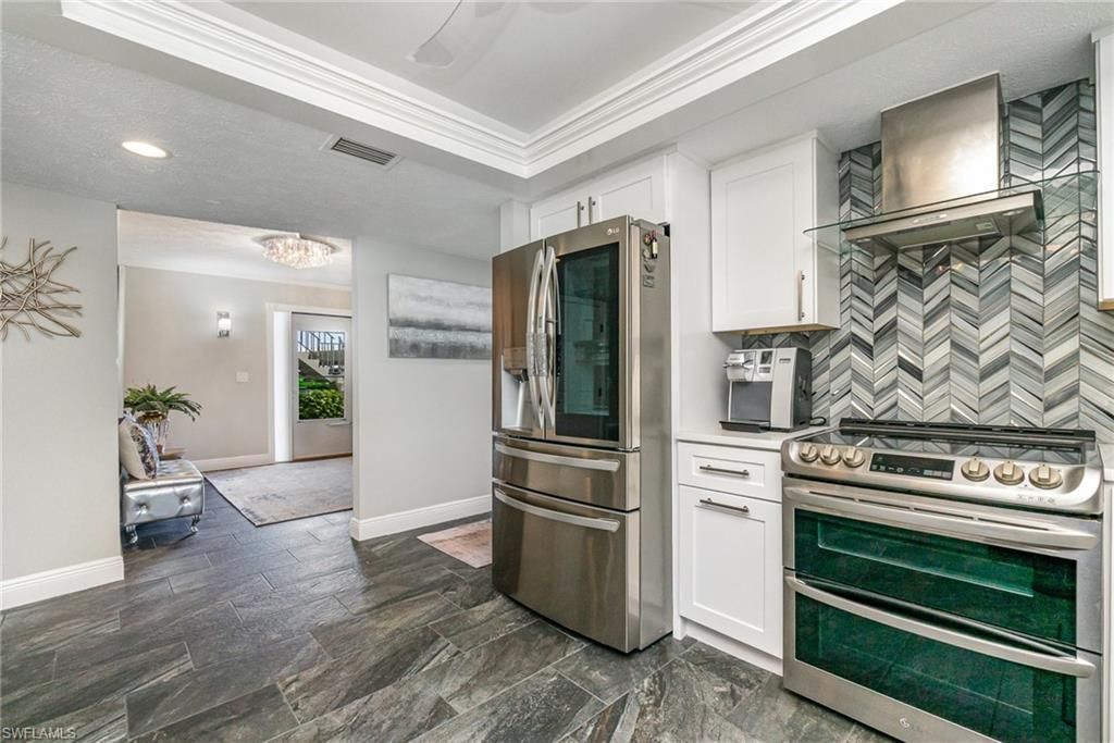 4001 SE 19th Pl, Unit B1, Cape Coral, FL 33904 Photo