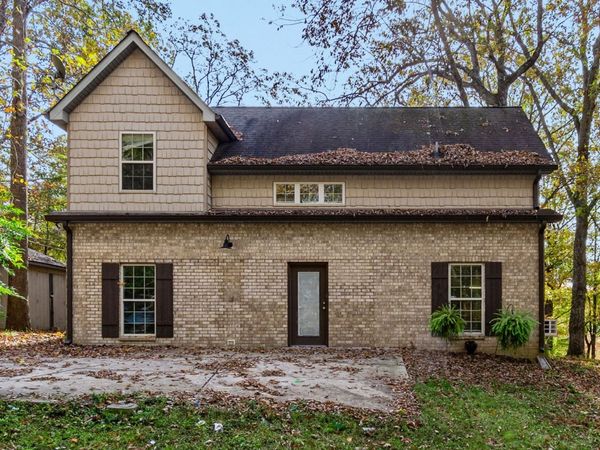 251 Oak Dr, Smithville, TN 37166