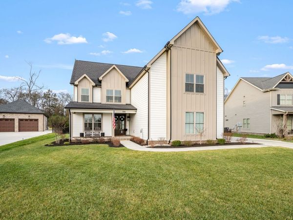 1514 Shalom St, Murfreesboro, TN 37128