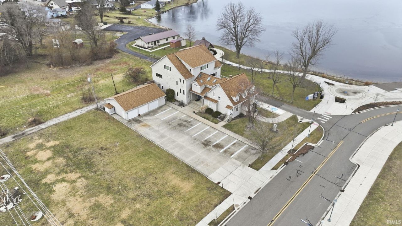 347 N Buffalo Street, Warsaw, IN 46580 Main Photo