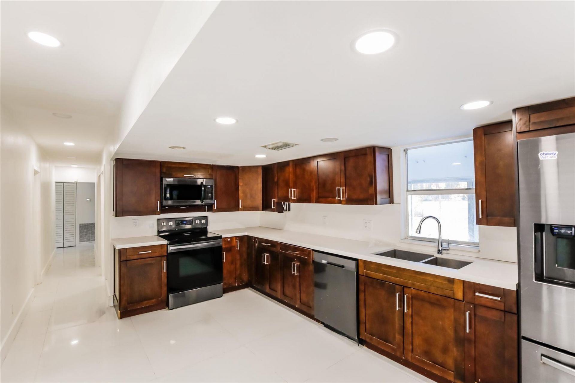 6609 NW 80th Court, Tamarac, FL 33321 Photo