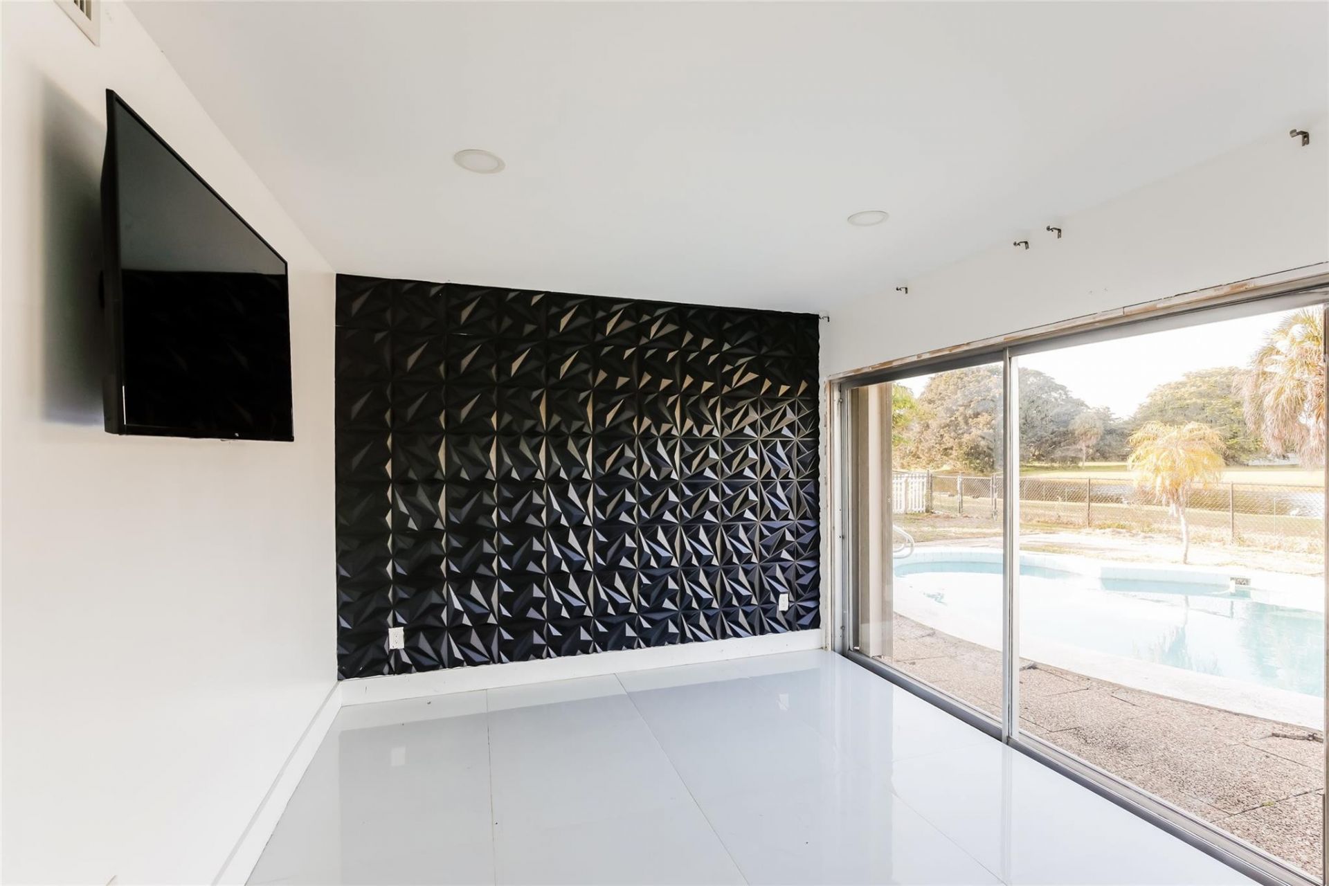 6609 NW 80th Court, Tamarac, FL 33321 Photo