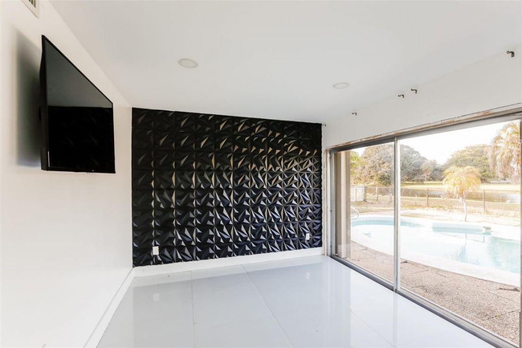 6609 NW 80th Ct, Tamarac, FL 33321 Photo