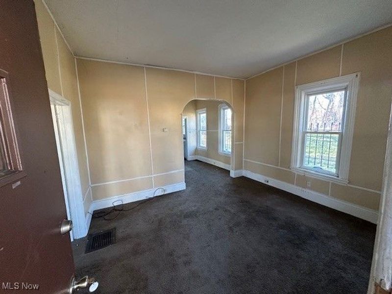 14808 Pepper Avenue, Cleveland, OH 44110 Photo 4