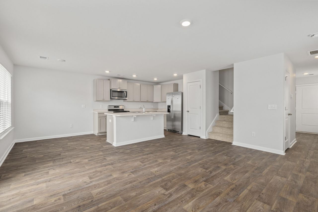 143 Spencer Circle Photo 12