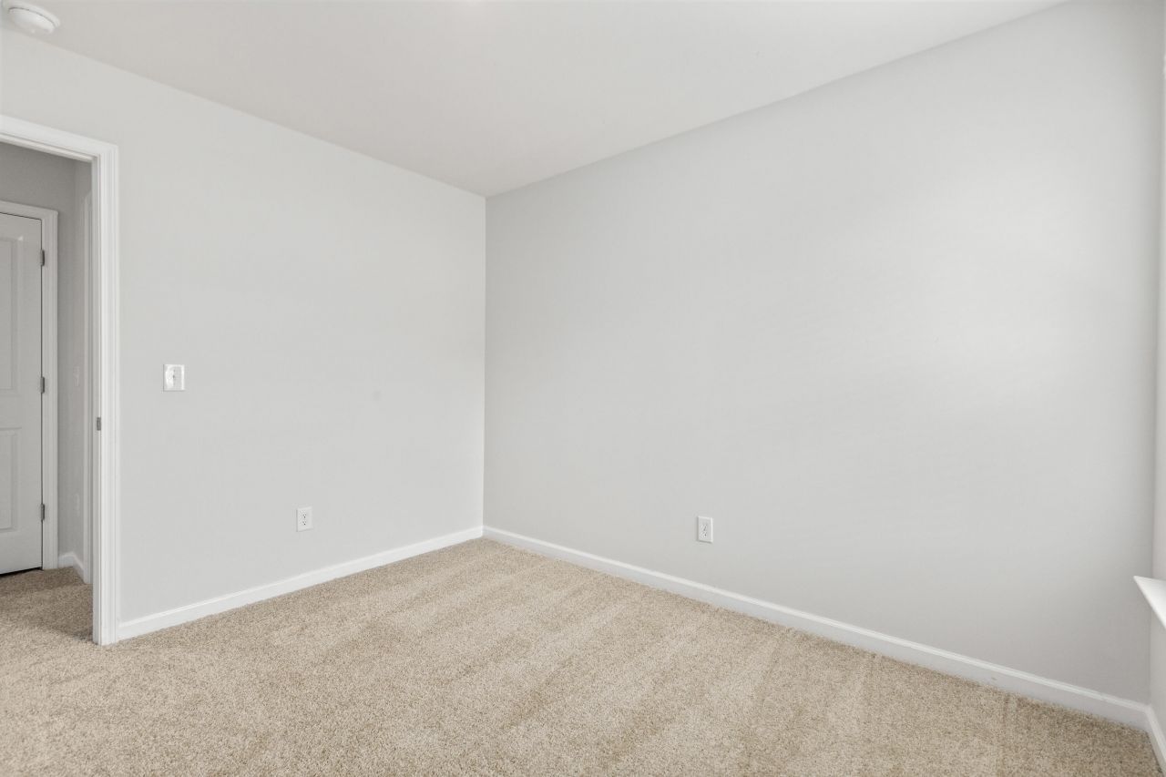 143 Spencer Circle Photo 26