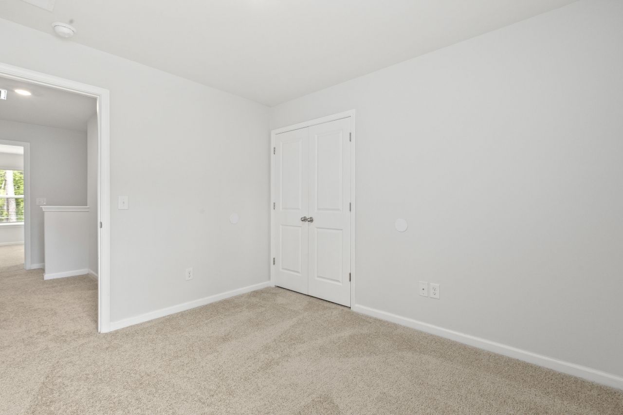 143 Spencer Circle Photo 28