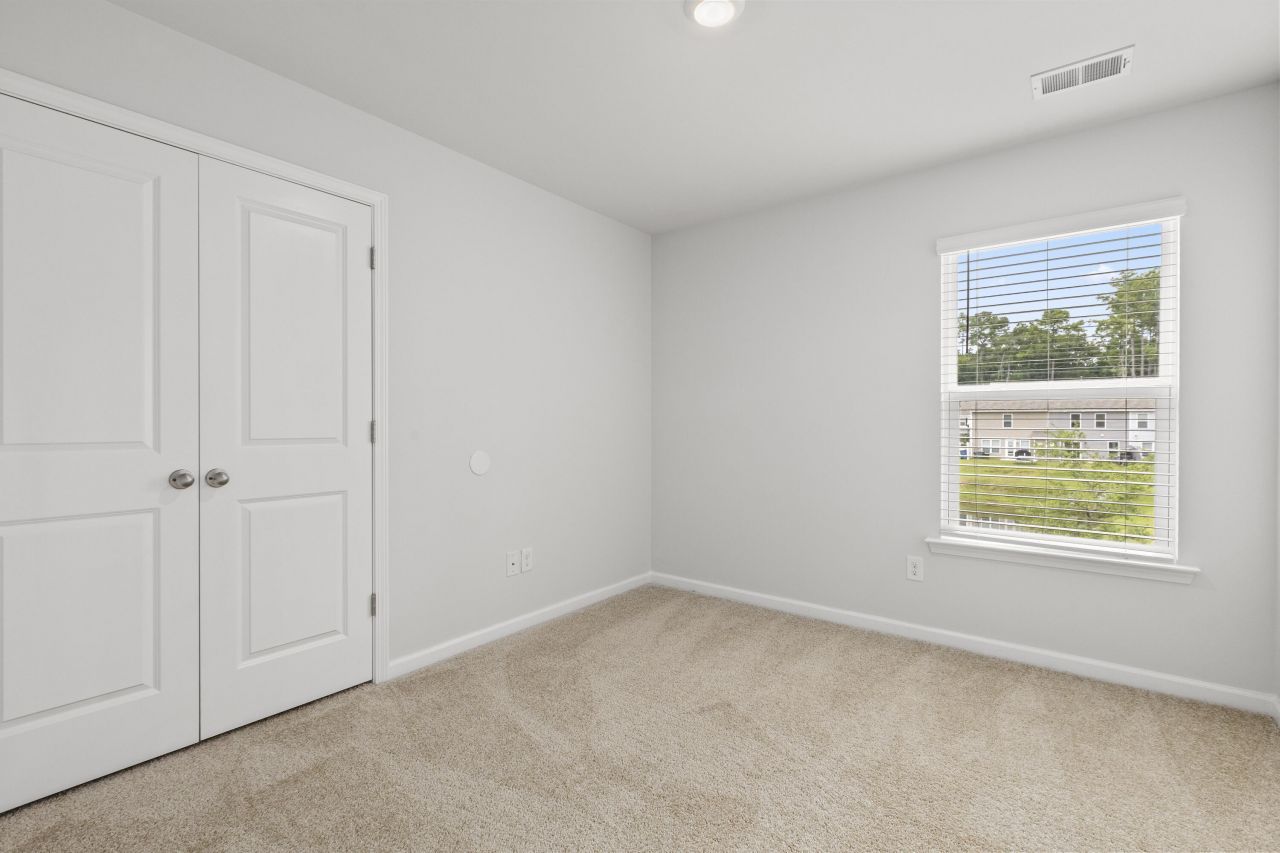 143 Spencer Circle Photo 29