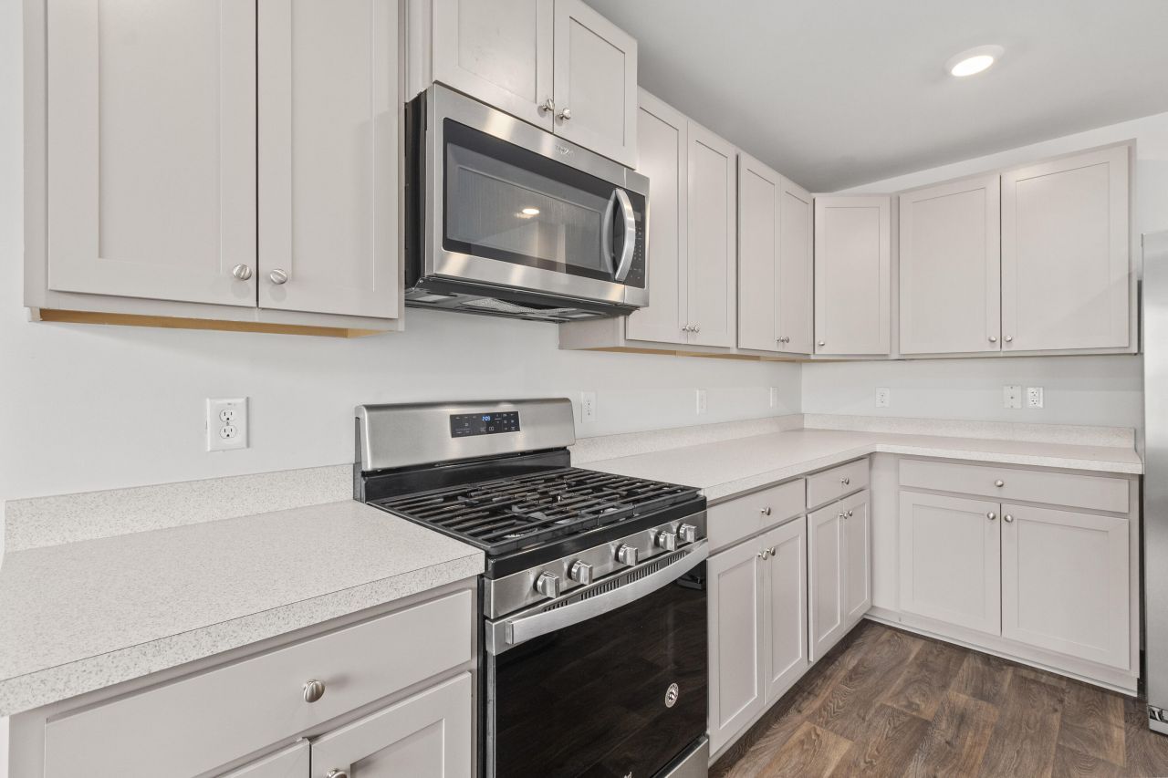 143 Spencer Circle Photo 8