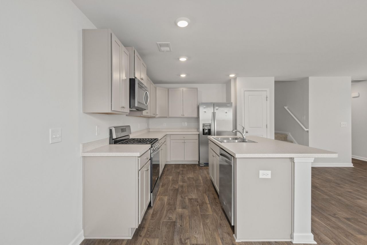 143 Spencer Circle Photo 9