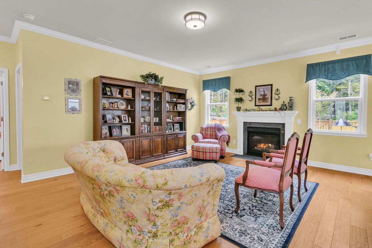 136 Brant Drive Photo 11