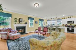 136 Brant Drive photo 4