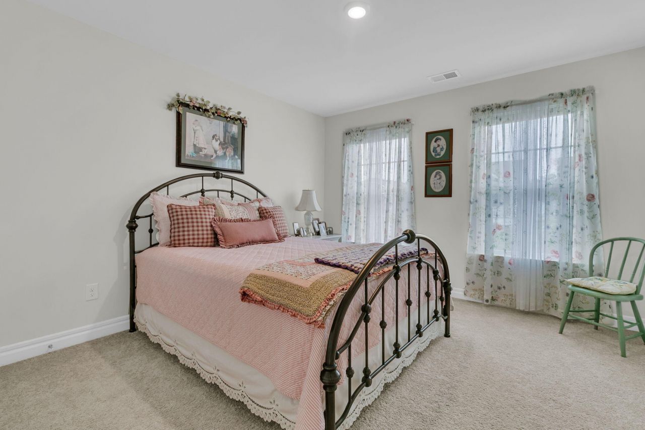 136 Brant Drive Photo 22