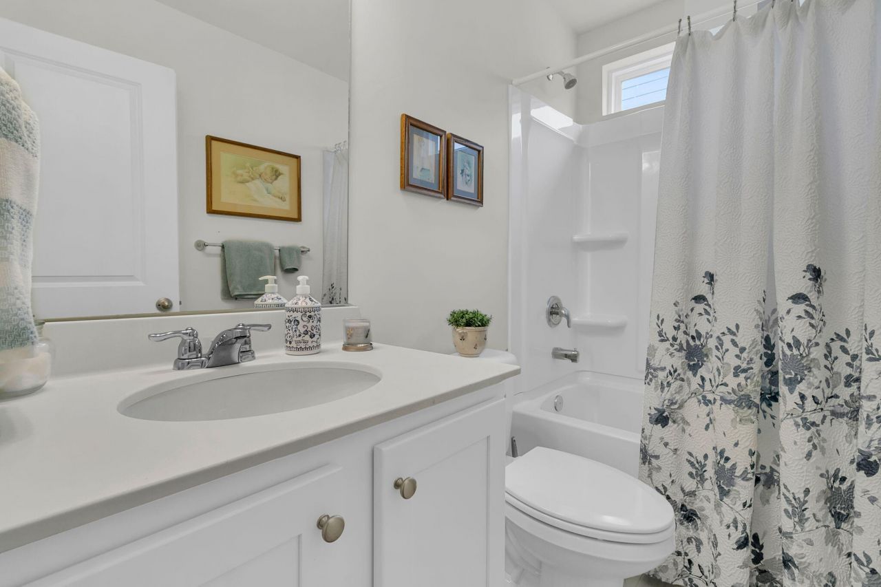 136 Brant Drive Photo 23