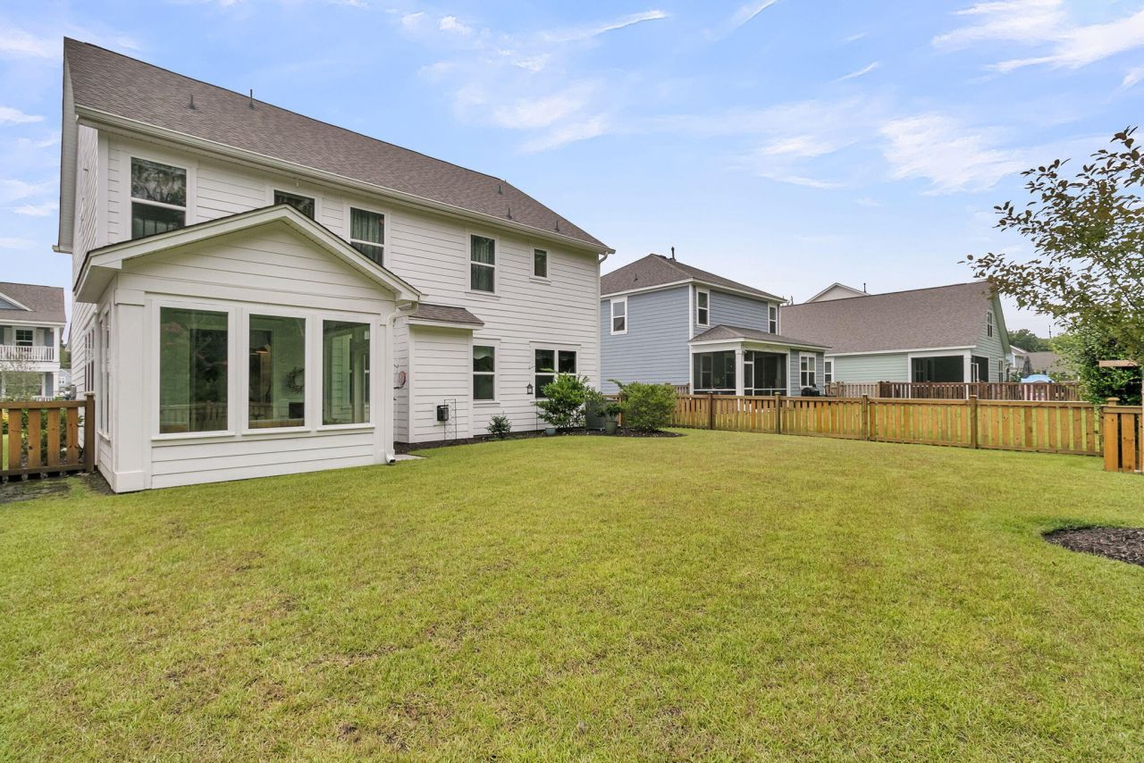 136 Brant Drive Photo 33